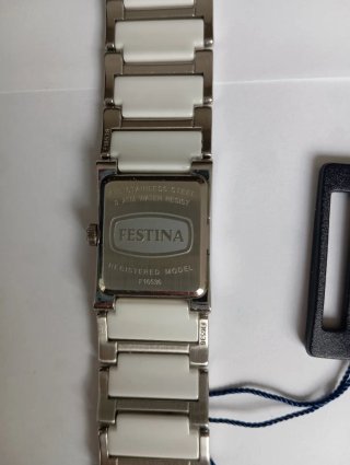 Reloj Festina Cerámico Blanco y Plateado