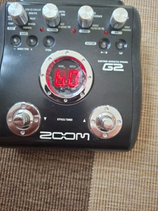 Zoom G2 Guitar Effects Pedal