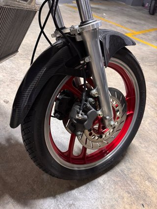 Yamaha RD 350 Roja y Blanca