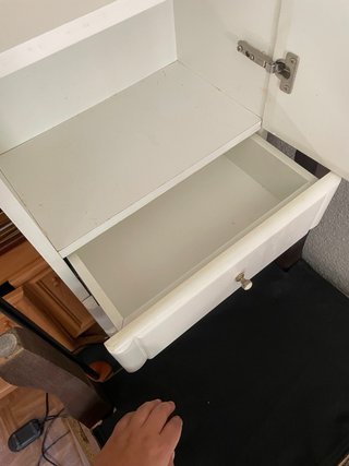 Mueble de baño blanco