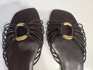 Chanclas ZARA Piel Marrón Oscuro