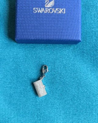 Colgante "Swarovski". Sin usar