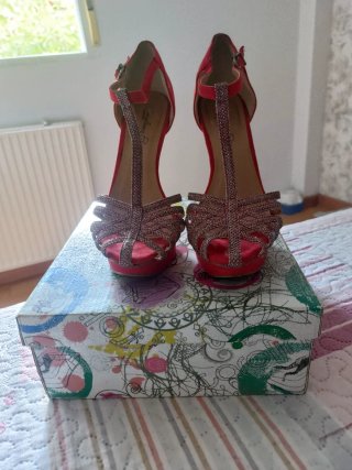 Zapatos de tacón verdes Maria Mare talla 40