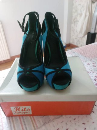 Zapatos de tacón verdes Maria Mare talla 40