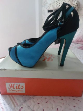 Zapatos de tacón verdes Maria Mare talla 40
