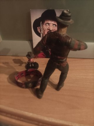 Figura de terror Freddy Krueger Neca 19 CM