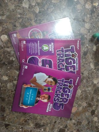 TIGER 5 Ab A (Spanish Edition)