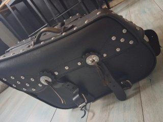 Alforjas de cuero para moto