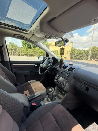 Volkswagen toursn Touran  2012