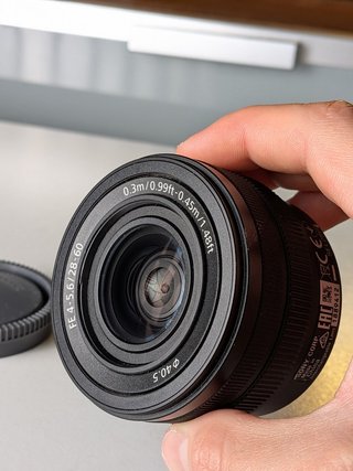 COMO NUEVO - Sony 28 60 mm
