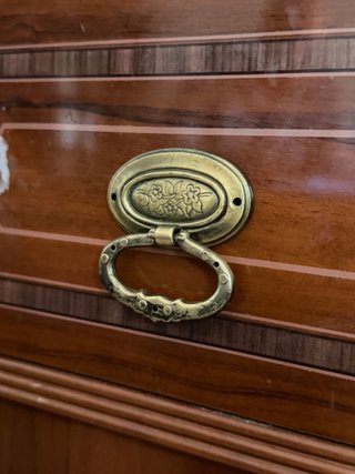 Mueble salón clásico madera vitrinas