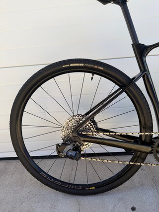 Giant Revolt Advanced talla ML Ocasión