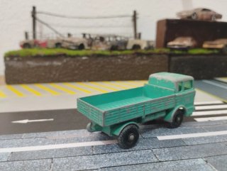 Camión Mercedes Matchbox Lesney años 60