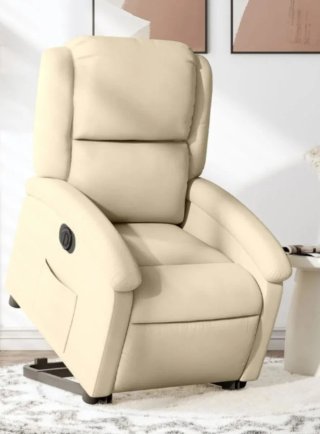 Due poltrone in pelle beige