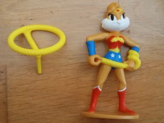 Muñeca Lola Bunny Wonder Woman
