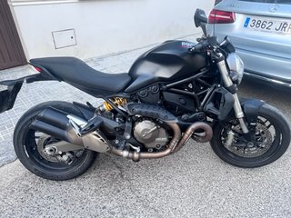 Ducati Monster 2017 Negra