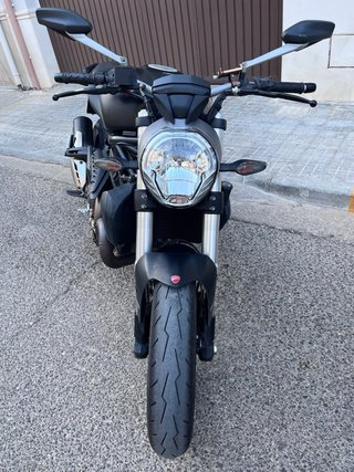 Ducati Monster 2017 Negra