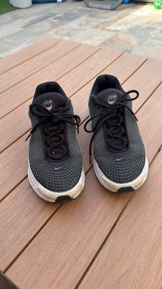 Nike Air Zapatillas Negras y Blancas