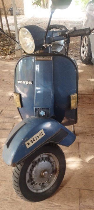 Vespa P200E Azul