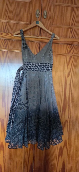 Vestido de fiesta Adolfo Dominguez gris y negro