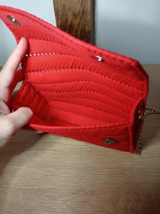Borsetta clutch rossa catena dorata Monteiasi (TA)
