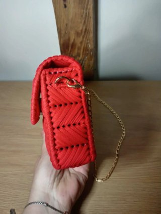 Borsetta clutch rossa catena dorata Monteiasi (TA)