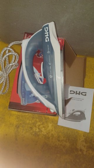 Plancha de Vapor DHG PL-845