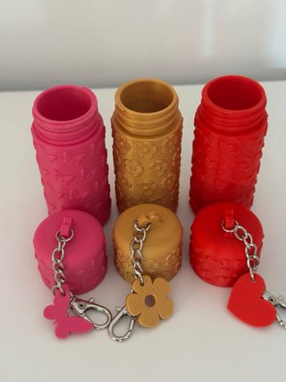 Estuche pintalabios, vaselina, etc