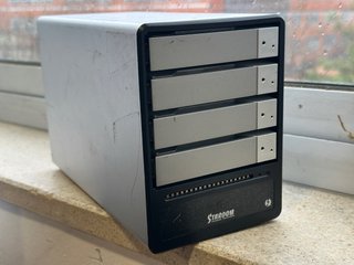 Stardom Sohotank ST4-TB2 Thunderbolt 2