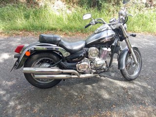 Moto Daelim Cruiser Negra/Gris