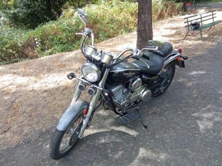 Moto Daelim Cruiser Negra/Gris
