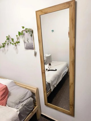 Espejo de madera y cristal 30€