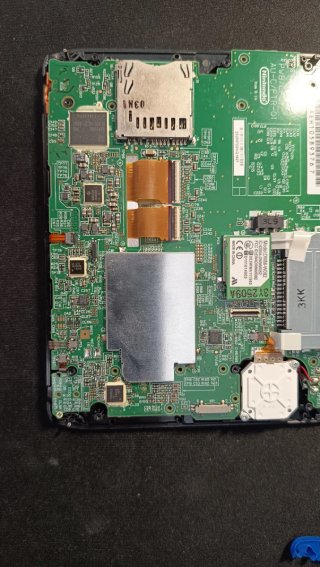 Nintendo 2DS Negra y Azul para reparar o piezas