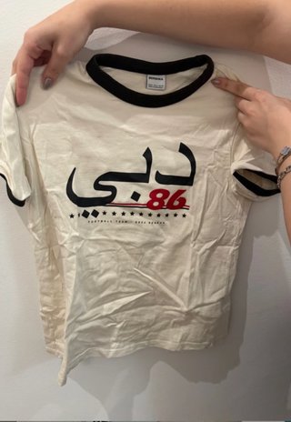 Camiseta Bershka Dubai 86