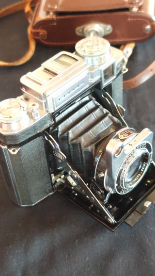 Zeiss Super Ikonta 533/16 Tessar 80-2.8 Opton.