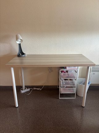Escritorio madera y metal
