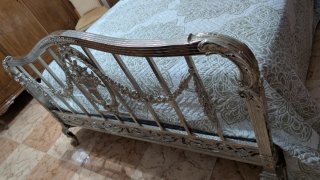Cama antigua estilo Luis XVI plateado