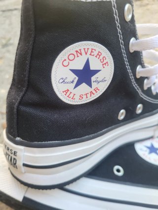 Zapatillas Converse All Star Negras. Número 32