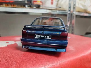 Renault 19 Chamade 16V Otto 1:18