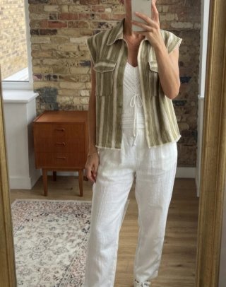 Gilet a righe con frange