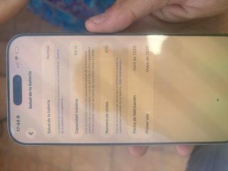 iPhone 16 Pro Max Gris/Plateado