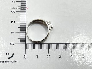 anillo oro 18k con piedra con circonita