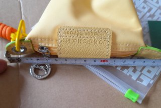 Monedero amarillo Longchamp  charm