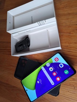 Samsung Galaxy A52