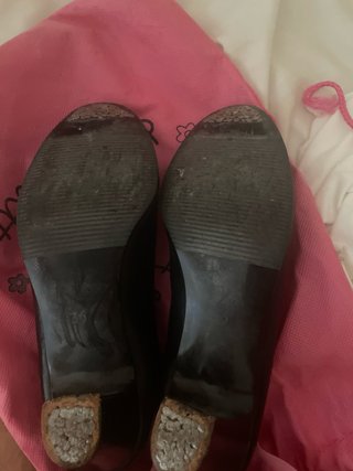 Zapatos de tacón flamenco con puntillas