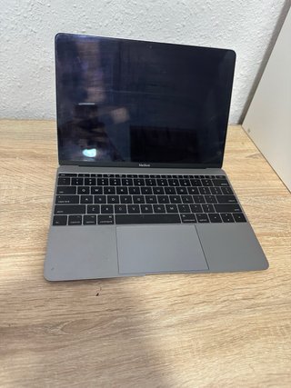 MacBook Gris Espacial