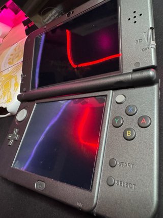 New Nintendo 3DS XL CON CARGADOR INCLUIDO