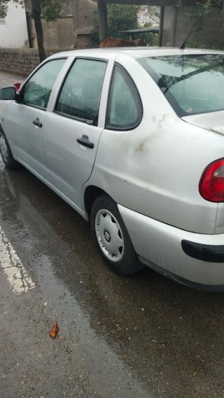 SEAT Cordoba 2003