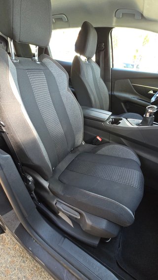 PEUGEOT 3008 1.5 BlueHDi Active Pack 130cv