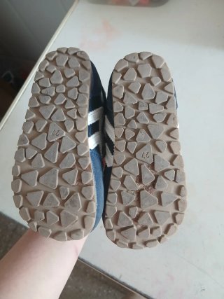 Zapatillas deportivas bebé azul y blanco N"25